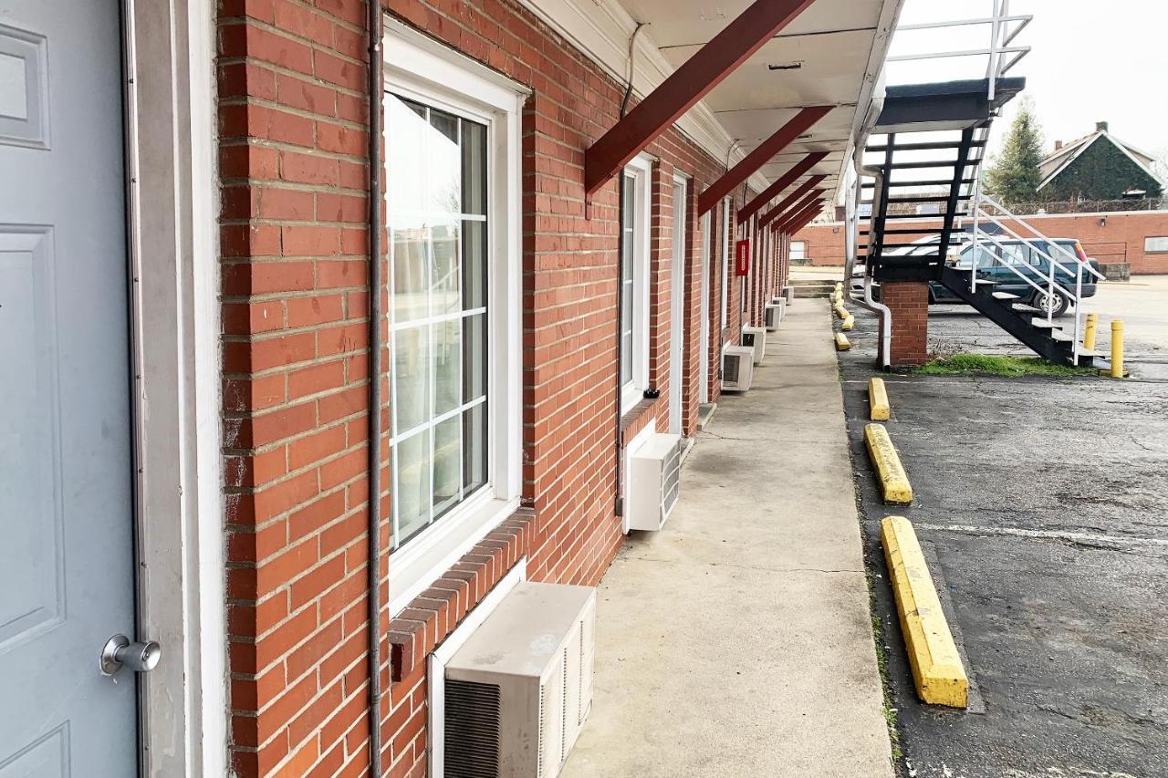 Hotel Portsmouth Oh Exterior foto